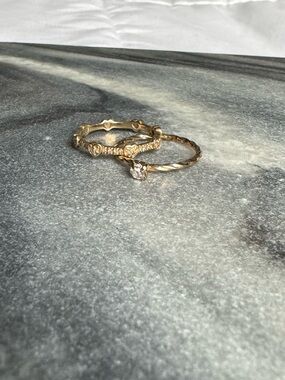 DAINTY Gold Heart Stackable Ring Set *size 5/6*